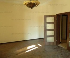 Apartament cu 3 camere de vanzare �n imobil nou zona Bucurestii Noi