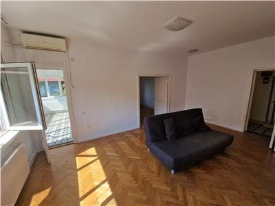 EFR UPGRADE - Apartament 3 camere in vila zona Clucerului Domenii